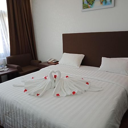 Binh Minh Hotel Ха Тинх Екстериор снимка